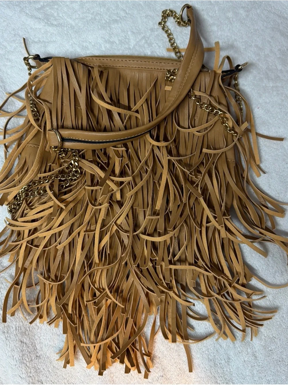 Yoki Faux Fringed Leather Crossbody Bag in Tan